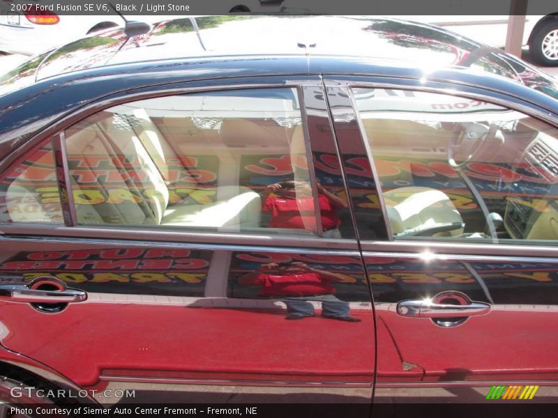 Black / Light Stone 2007 Ford Fusion SE V6