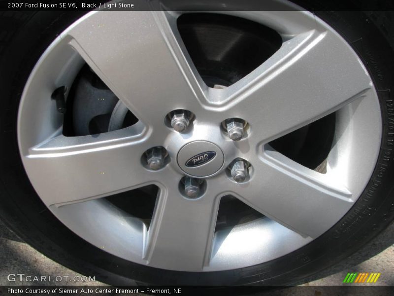 Black / Light Stone 2007 Ford Fusion SE V6