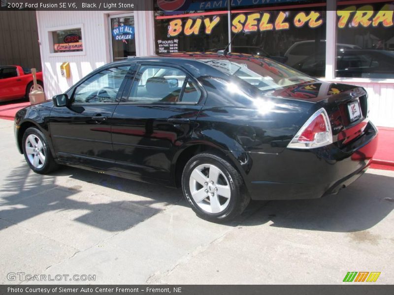 Black / Light Stone 2007 Ford Fusion SE V6