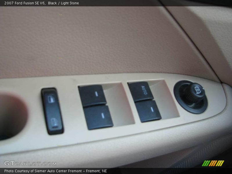 Black / Light Stone 2007 Ford Fusion SE V6