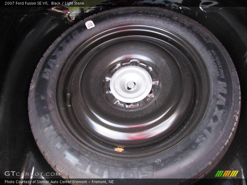 Black / Light Stone 2007 Ford Fusion SE V6