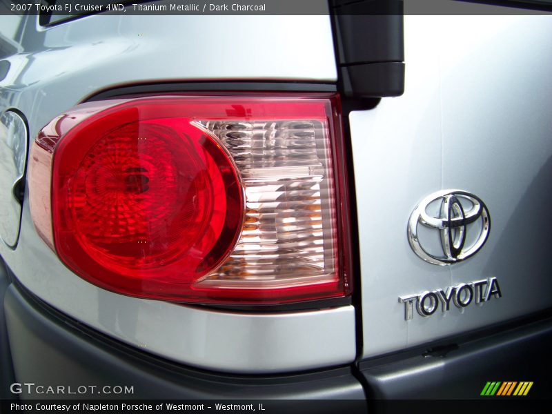 Titanium Metallic / Dark Charcoal 2007 Toyota FJ Cruiser 4WD