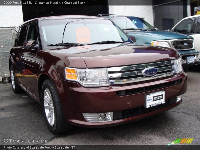 Cinnamon Metallic / Charcoal Black 2009 Ford Flex SEL