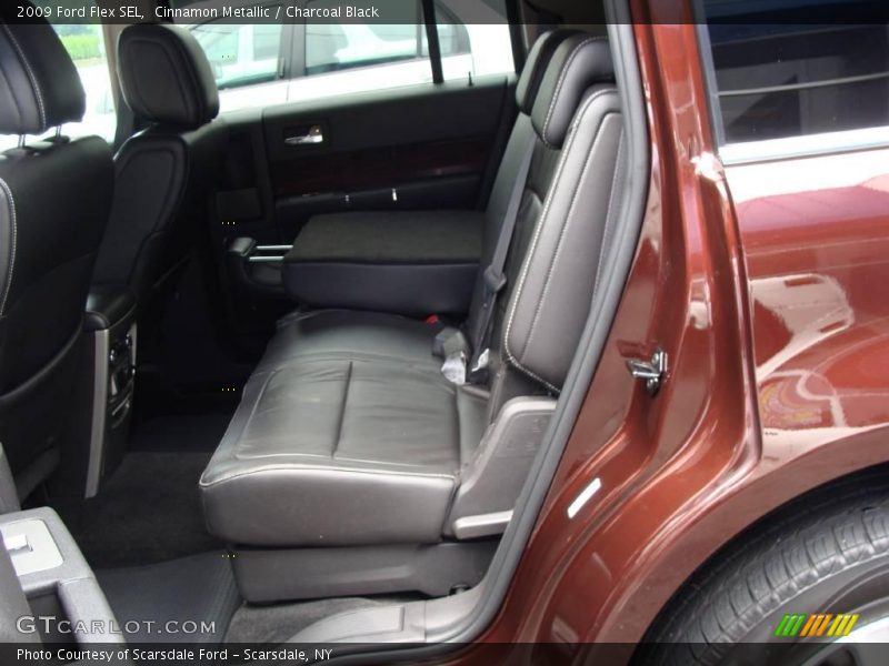 Cinnamon Metallic / Charcoal Black 2009 Ford Flex SEL