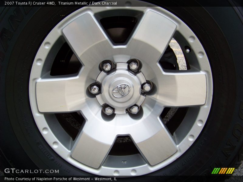 Titanium Metallic / Dark Charcoal 2007 Toyota FJ Cruiser 4WD