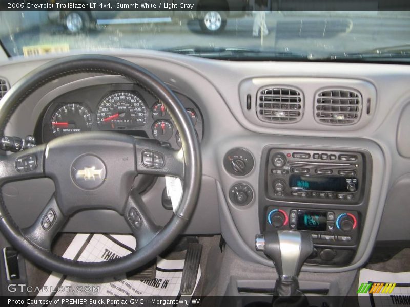 Summit White / Light Gray 2006 Chevrolet TrailBlazer LT 4x4