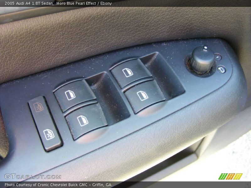 Moro Blue Pearl Effect / Ebony 2005 Audi A4 1.8T Sedan