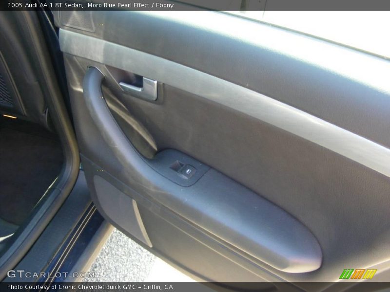 Moro Blue Pearl Effect / Ebony 2005 Audi A4 1.8T Sedan