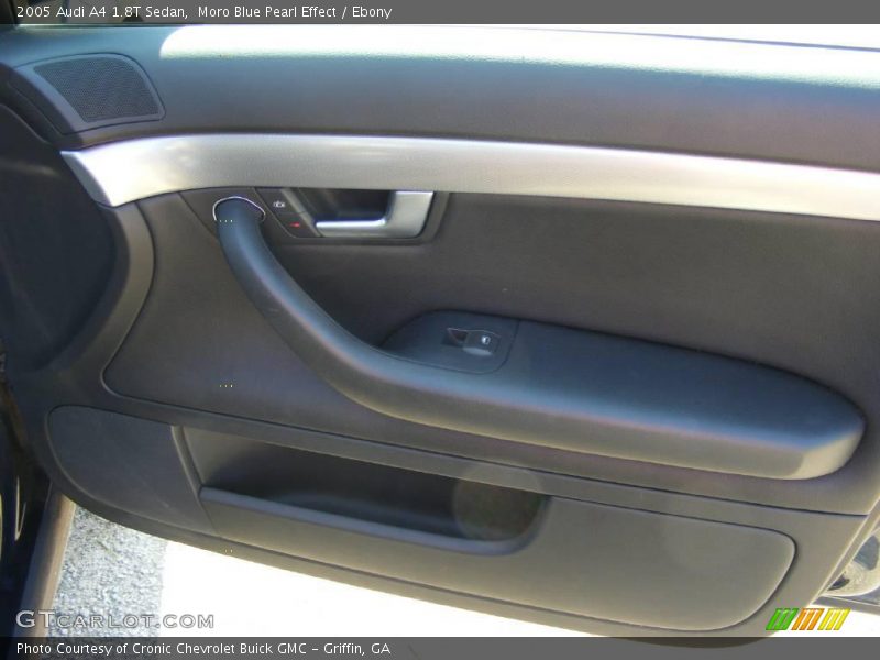 Moro Blue Pearl Effect / Ebony 2005 Audi A4 1.8T Sedan