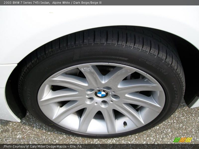 Alpine White / Dark Beige/Beige III 2003 BMW 7 Series 745i Sedan