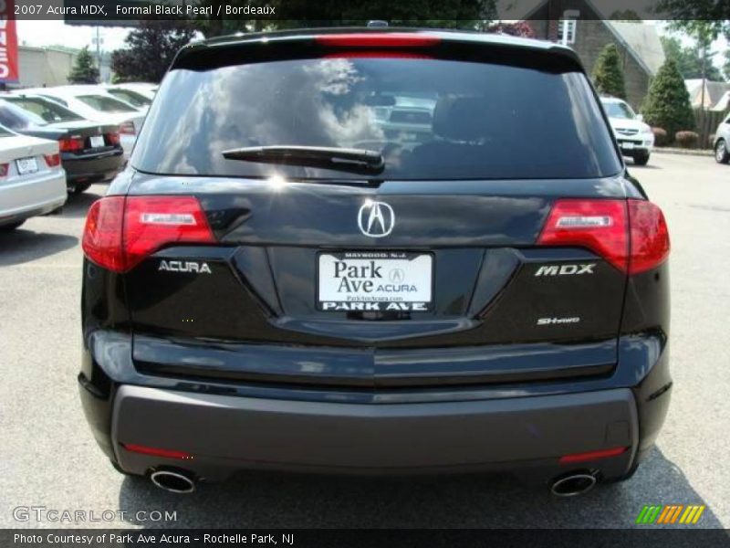 Formal Black Pearl / Bordeaux 2007 Acura MDX