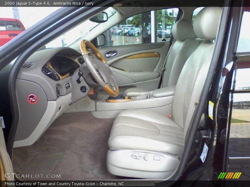 Anthracite Mica / Ivory 2000 Jaguar S-Type 4.0