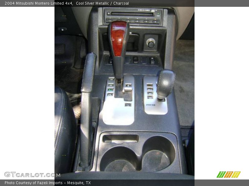 Cool Silver Metallic / Charcoal 2004 Mitsubishi Montero Limited 4x4