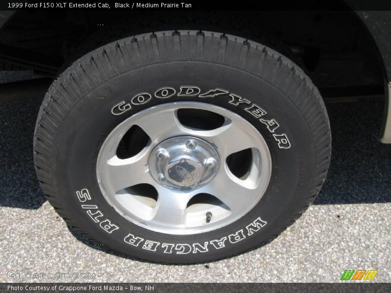 Black / Medium Prairie Tan 1999 Ford F150 XLT Extended Cab