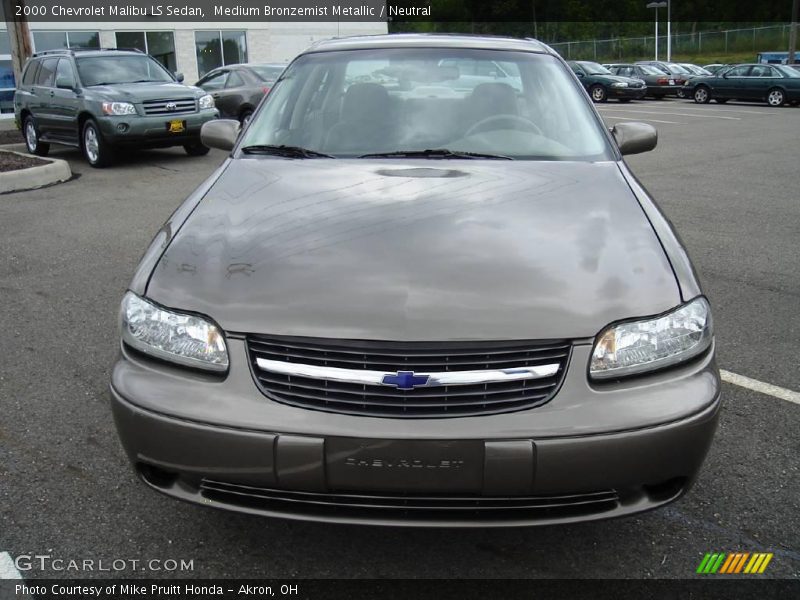 Medium Bronzemist Metallic / Neutral 2000 Chevrolet Malibu LS Sedan