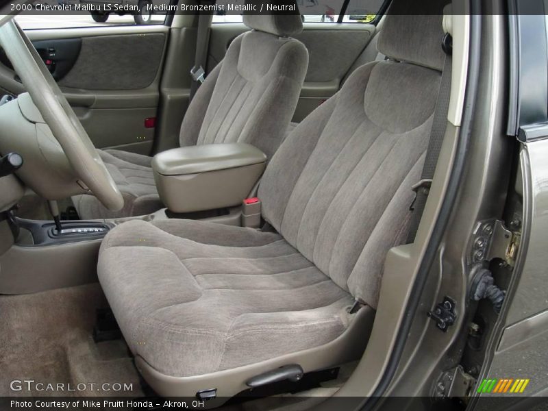 Medium Bronzemist Metallic / Neutral 2000 Chevrolet Malibu LS Sedan