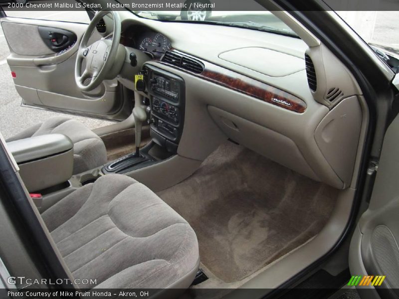 Medium Bronzemist Metallic / Neutral 2000 Chevrolet Malibu LS Sedan