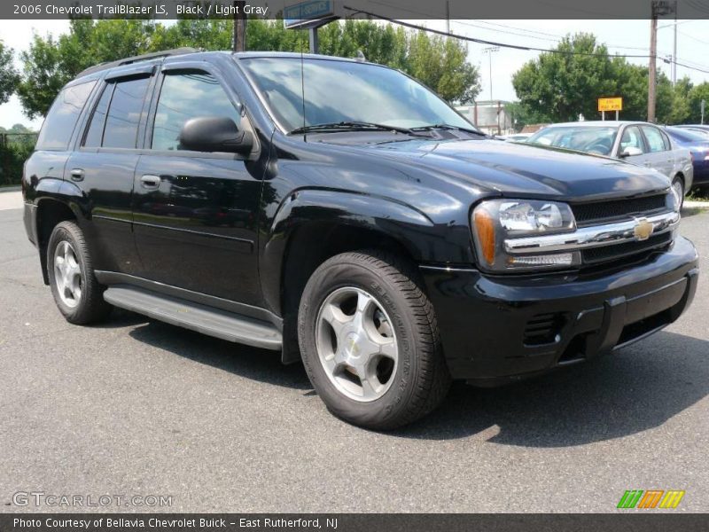 Black / Light Gray 2006 Chevrolet TrailBlazer LS