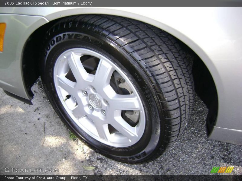 Light Platinum / Ebony 2005 Cadillac CTS Sedan