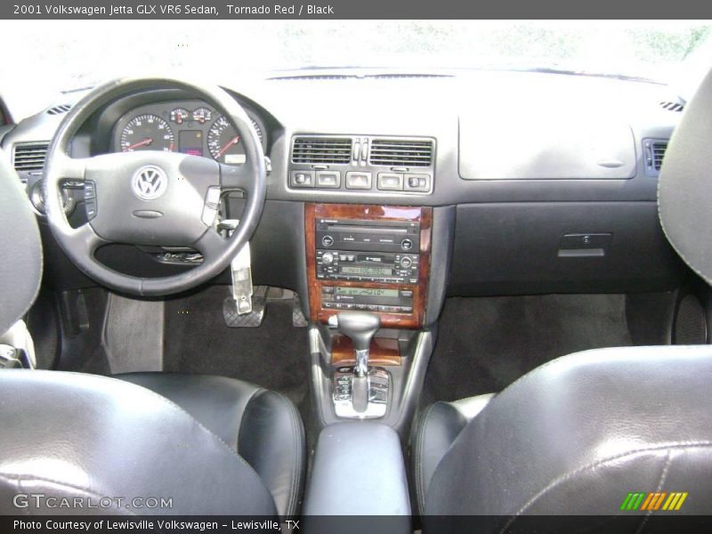 Tornado Red / Black 2001 Volkswagen Jetta GLX VR6 Sedan