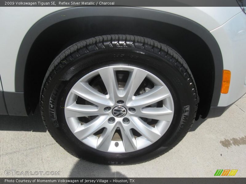 Reflex Silver Metallic / Charcoal 2009 Volkswagen Tiguan SE