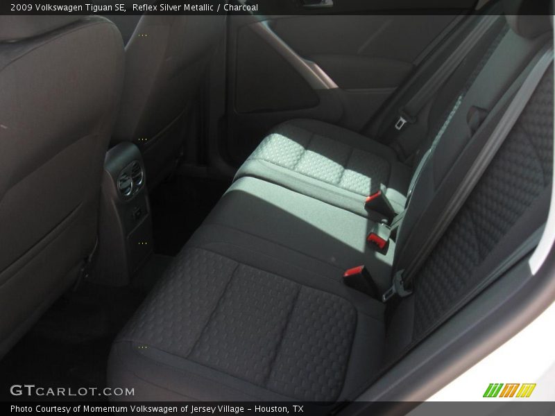 Reflex Silver Metallic / Charcoal 2009 Volkswagen Tiguan SE