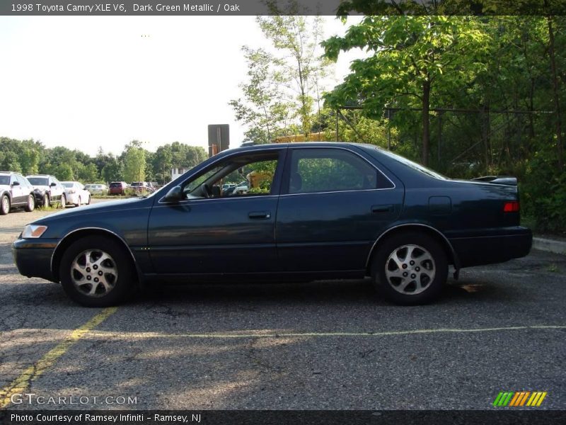 Dark Green Metallic / Oak 1998 Toyota Camry XLE V6