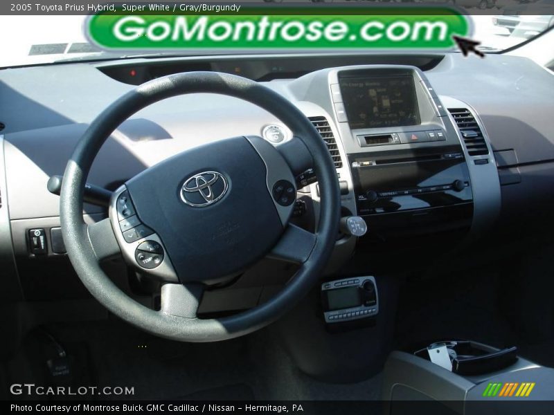 Super White / Gray/Burgundy 2005 Toyota Prius Hybrid