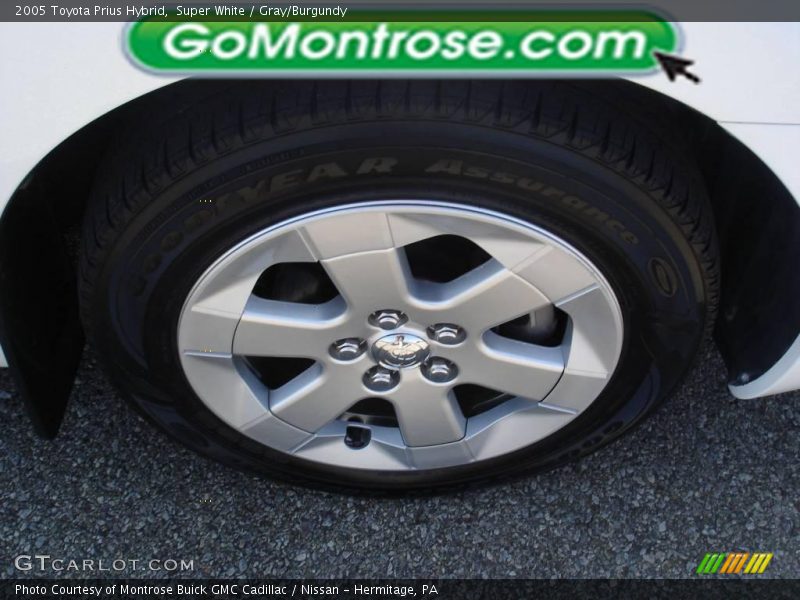 Super White / Gray/Burgundy 2005 Toyota Prius Hybrid