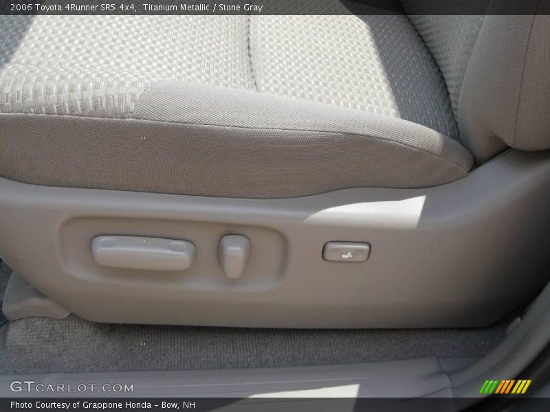 Titanium Metallic / Stone Gray 2006 Toyota 4Runner SR5 4x4