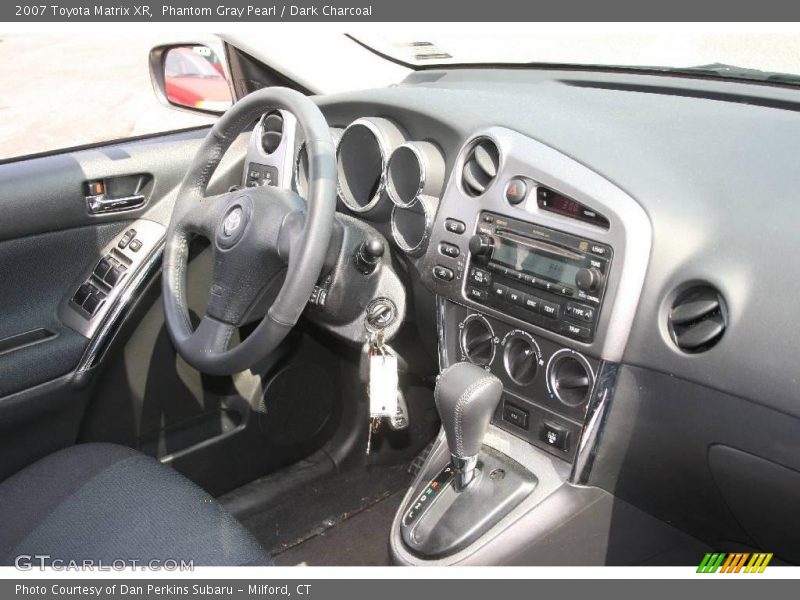 Phantom Gray Pearl / Dark Charcoal 2007 Toyota Matrix XR