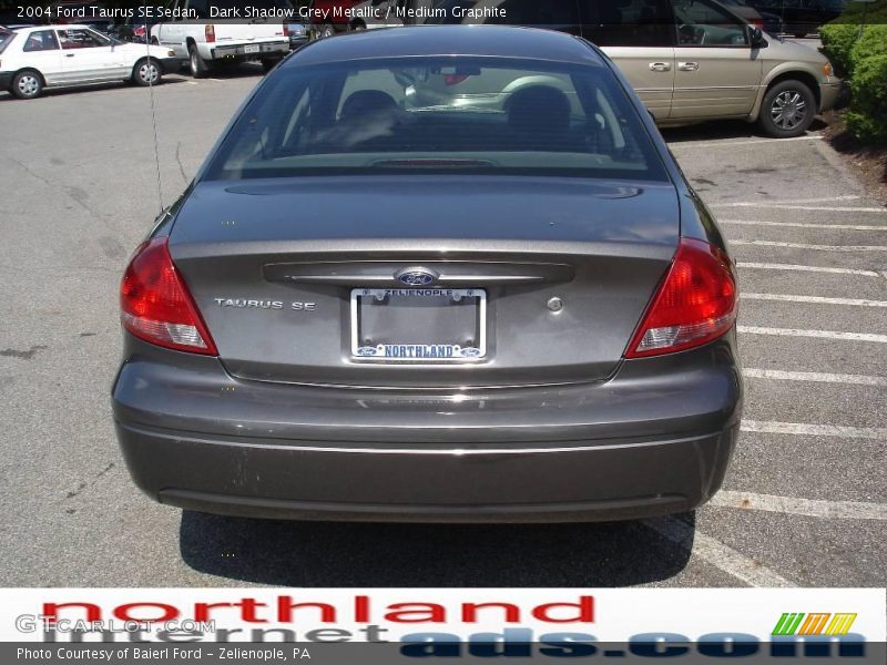 Dark Shadow Grey Metallic / Medium Graphite 2004 Ford Taurus SE Sedan