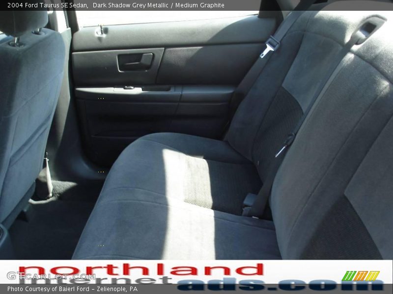 Dark Shadow Grey Metallic / Medium Graphite 2004 Ford Taurus SE Sedan