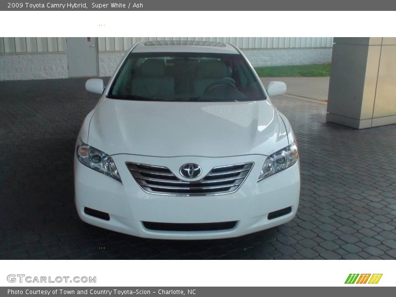Super White / Ash 2009 Toyota Camry Hybrid