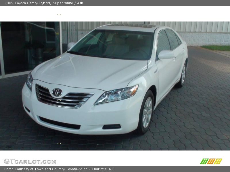 Super White / Ash 2009 Toyota Camry Hybrid