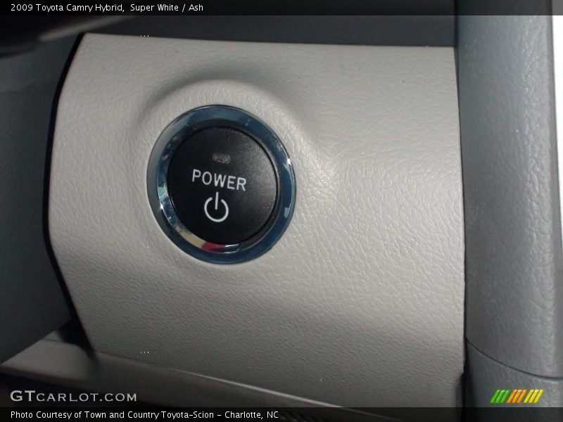 Super White / Ash 2009 Toyota Camry Hybrid