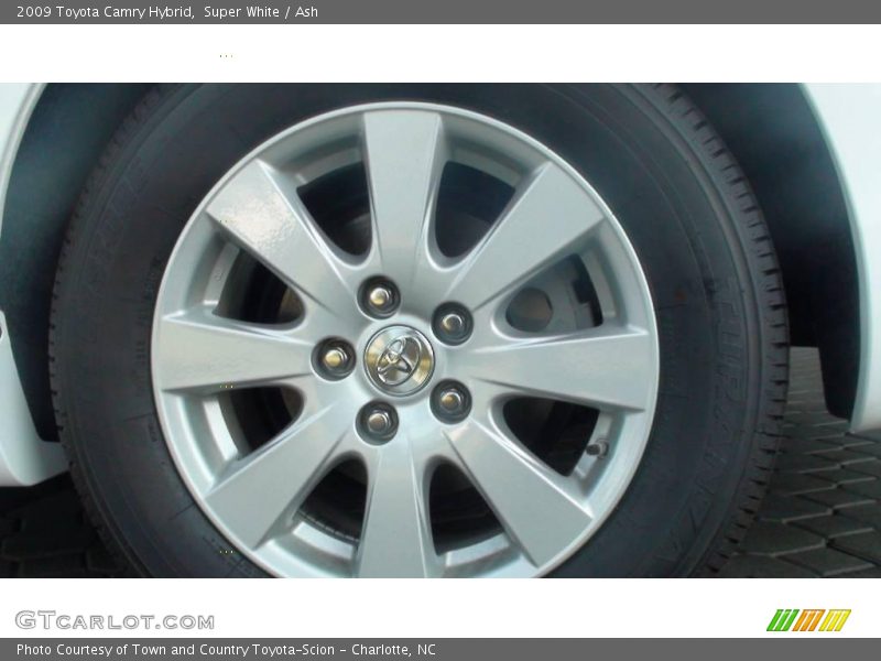Super White / Ash 2009 Toyota Camry Hybrid