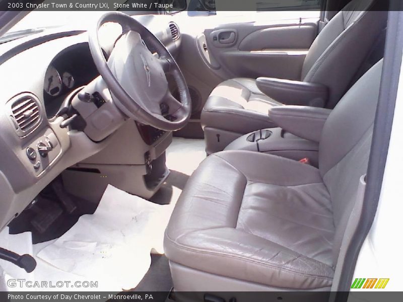 Stone White / Taupe 2003 Chrysler Town & Country LXi