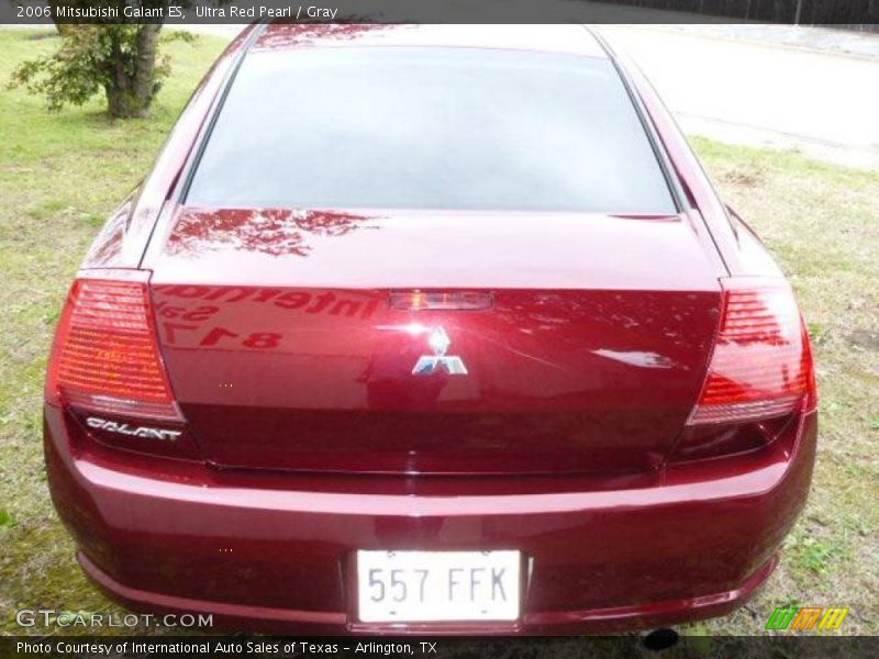 Ultra Red Pearl / Gray 2006 Mitsubishi Galant ES