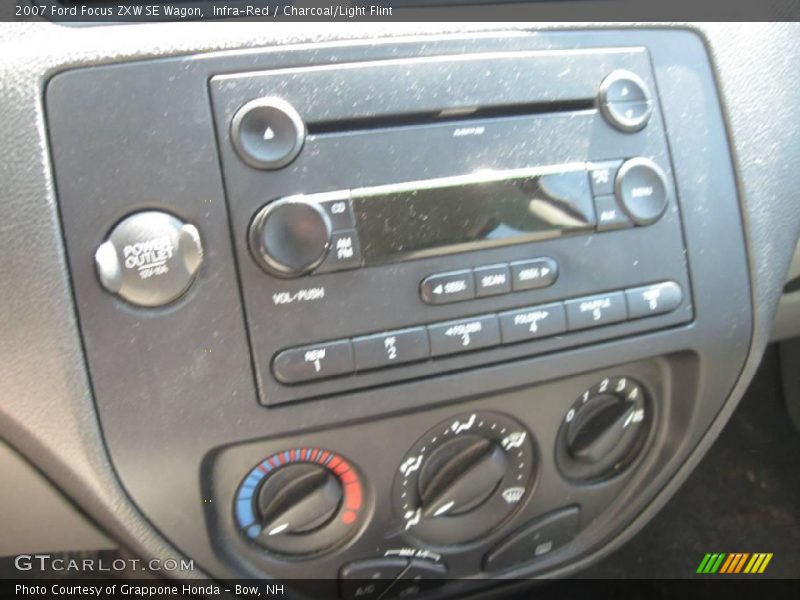 Infra-Red / Charcoal/Light Flint 2007 Ford Focus ZXW SE Wagon