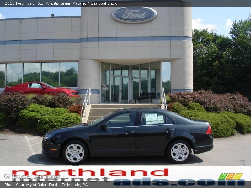 Atlantis Green Metallic / Charcoal Black 2010 Ford Fusion SE