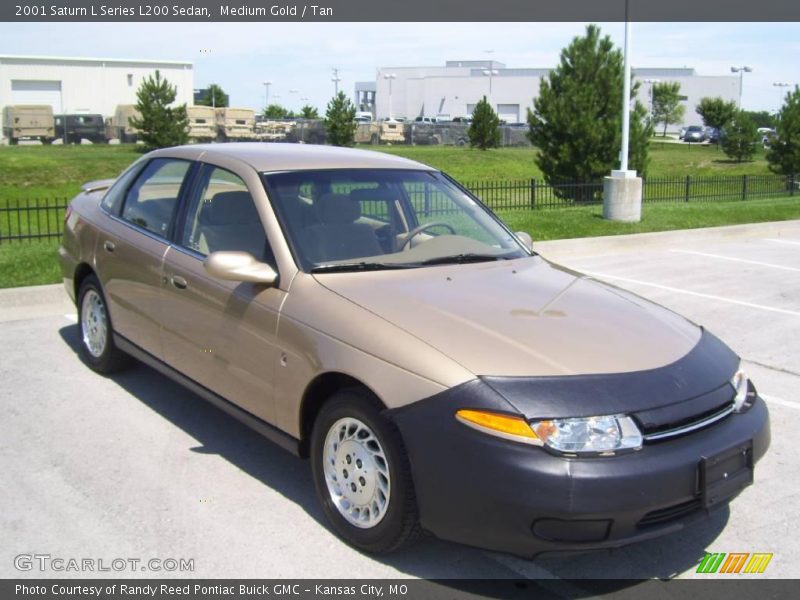 Medium Gold / Tan 2001 Saturn L Series L200 Sedan