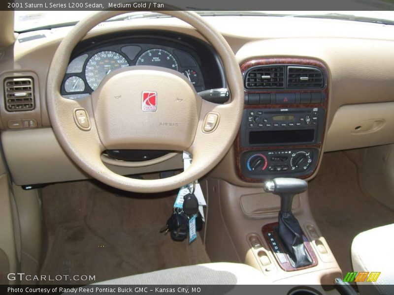 Medium Gold / Tan 2001 Saturn L Series L200 Sedan