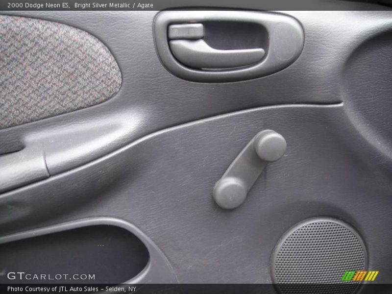 Bright Silver Metallic / Agate 2000 Dodge Neon ES