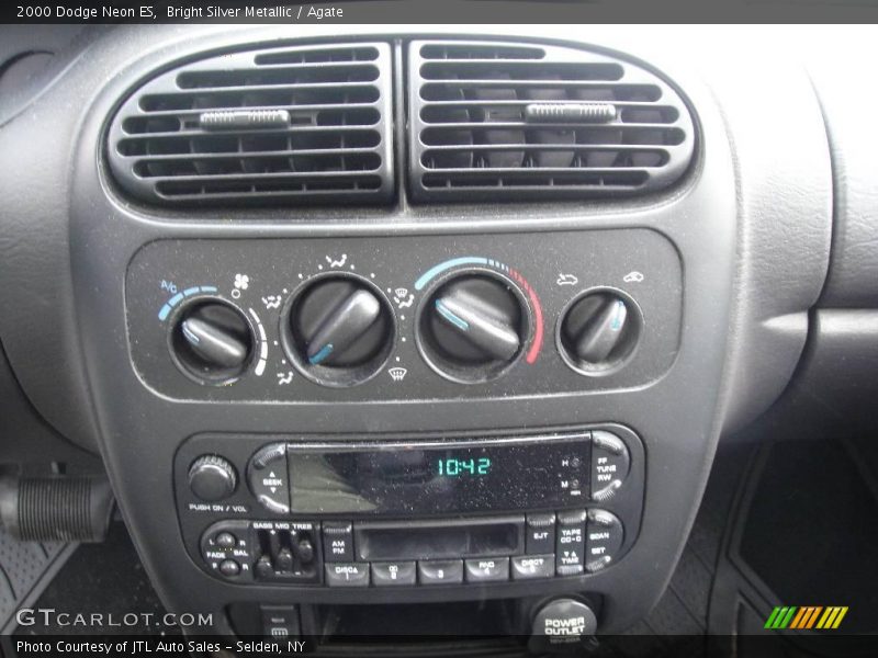 Bright Silver Metallic / Agate 2000 Dodge Neon ES