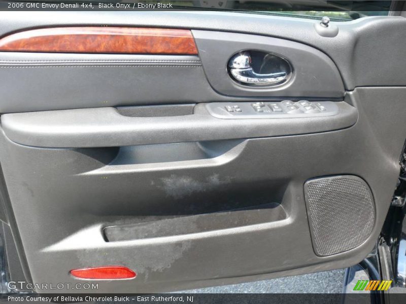 Black Onyx / Ebony Black 2006 GMC Envoy Denali 4x4