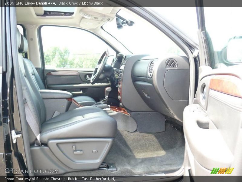 Black Onyx / Ebony Black 2006 GMC Envoy Denali 4x4