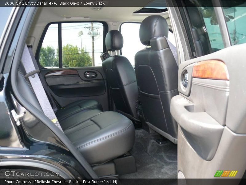 Black Onyx / Ebony Black 2006 GMC Envoy Denali 4x4