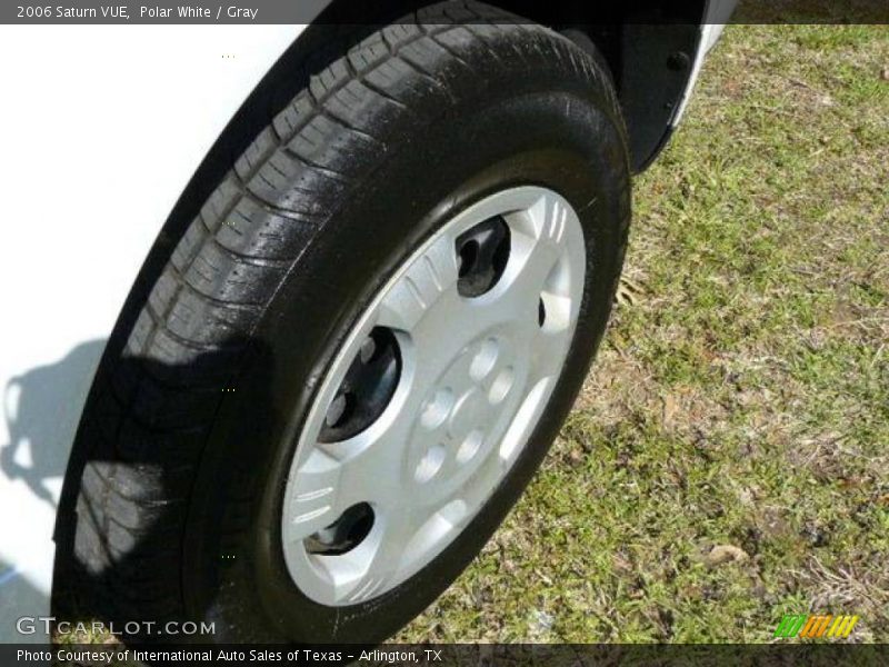 Polar White / Gray 2006 Saturn VUE