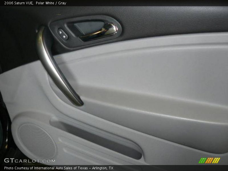 Polar White / Gray 2006 Saturn VUE